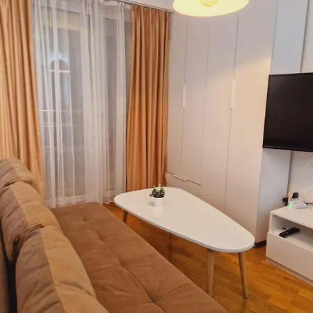 Apartment Kamche *